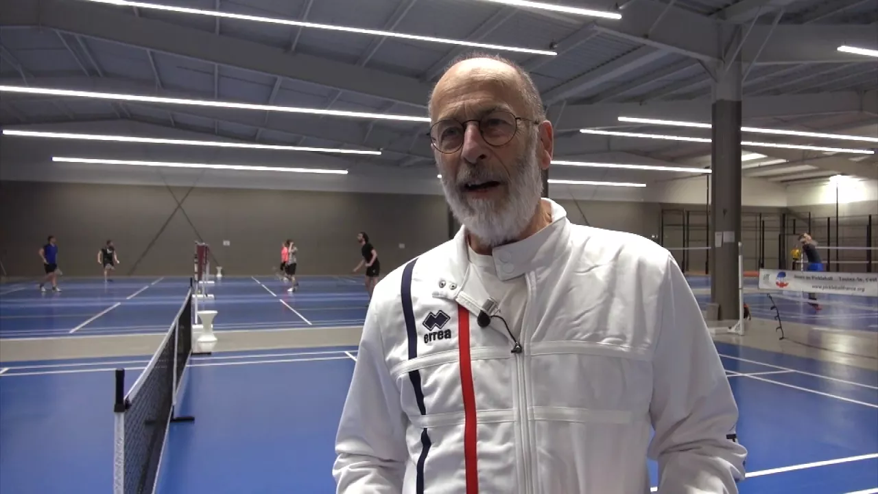 Fred et Arnaud testent le pickleball