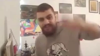 فولكينو   رد على كل من يقول انه يسرع الاغاني                              دندنها