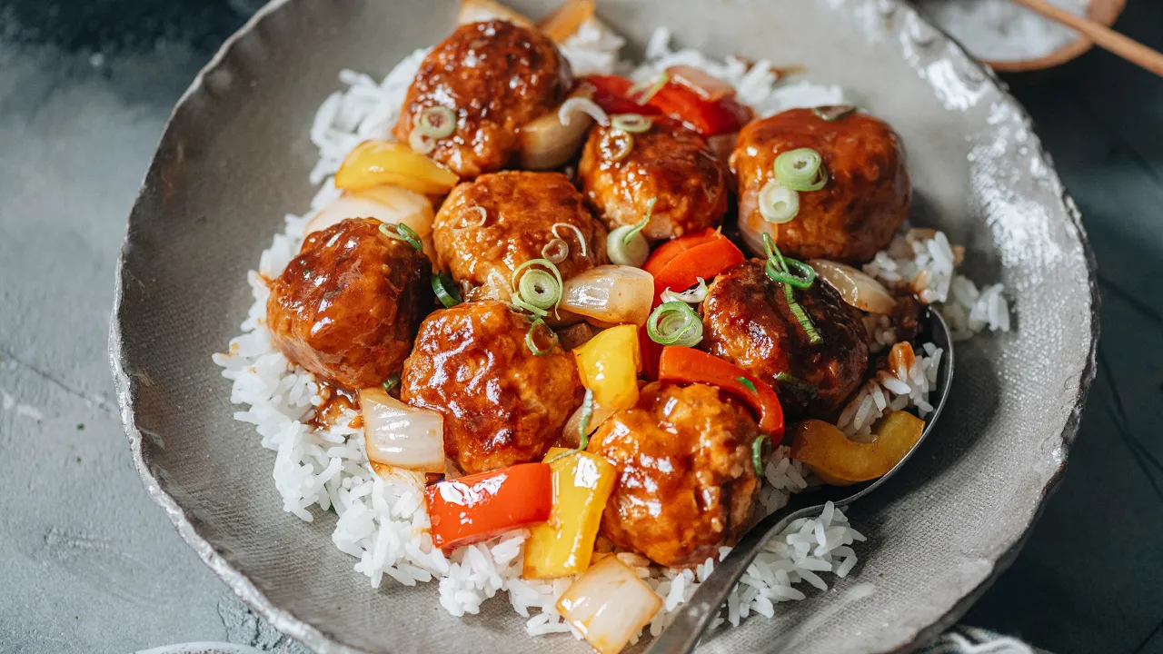 Sweet and Sour Meatballs (Recipe)