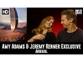 Video di Amy Adams & Jeremy Renner Arrival Exclusive Interview