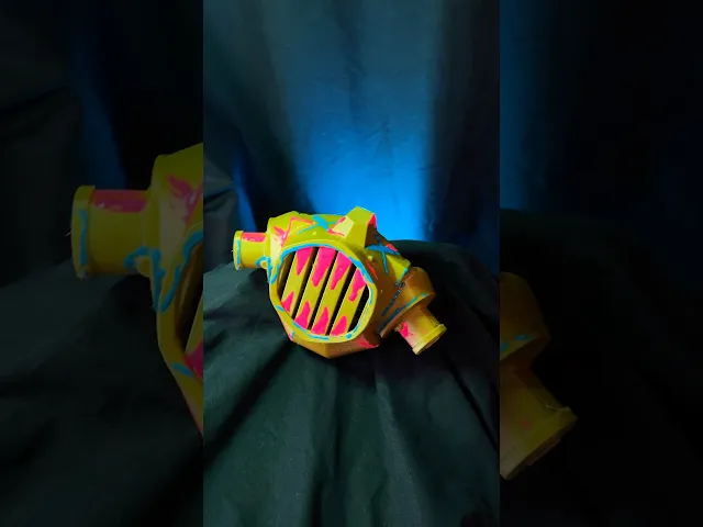 Jinx gas mask – Arcane video thumbnail