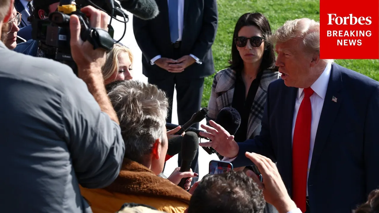 速報:トランプ氏、ラマスワミ氏の広告をめぐり記者と激しく対立