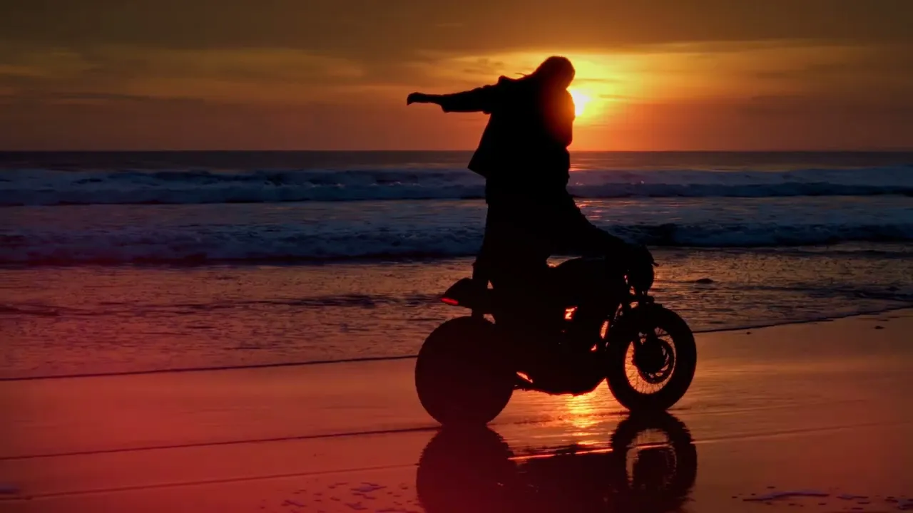 ELF Moto Neue Range 2026 : Youtube video player