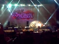 Melly Goeslaw -  Berdua Lebih Baik (Lombok, 31 Juli 2015)