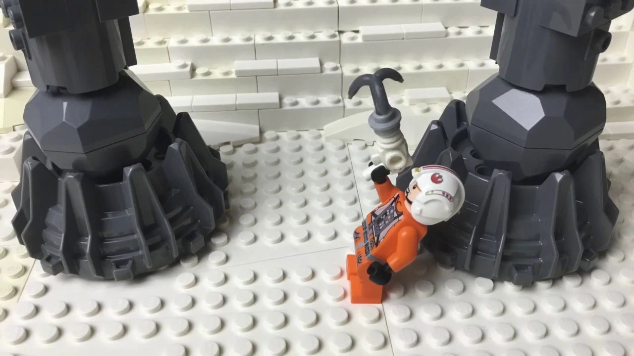 Micro Battle of Hoth - LEGO Star Wars - Mini Movie. 