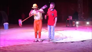 بلياتشو المسرح الايطالي دندنها