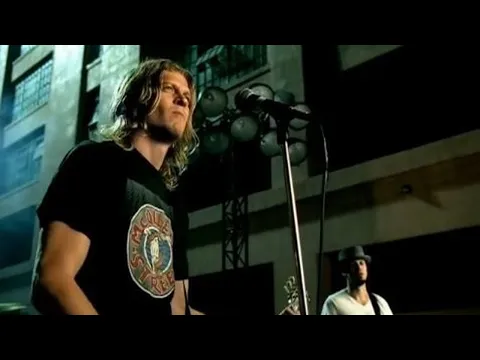 Download MP3 Puddle Of Mudd - She Hates Me (Explicit) (Official Video)