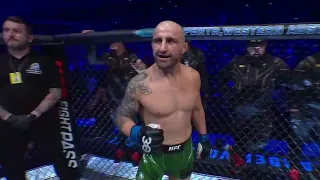 Islam Makhachev vs Alexander Volkanovski Bruce Buffer Introduction