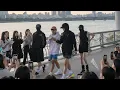Download Lagu Taehyungs zonsondergangsloop met Song Kang haalt binnen enkele uren een miljoen weergaven!