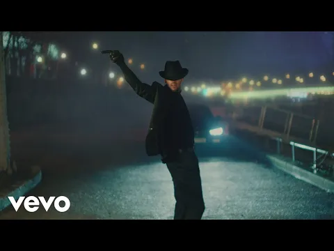 Download MP3 Chris Brown - Back To Love (Official Video)