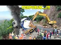 Download Lagu Detik-Detik Truk Trailer Muatan Cairan Berbahaya Terpuruk Di Evakuasi,Truk Fuso Mengalah Di Tikungan