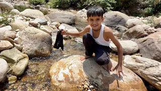 kunali ka kaccha river mein behh gaya 