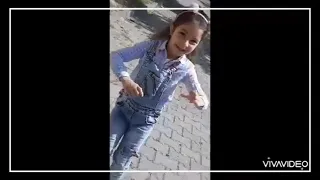 سرقني الزمن والحلم وكبرتي اكسبلور       دندنها