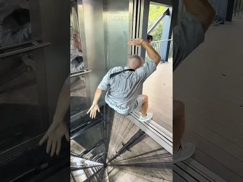 Elevator prank 😂😂 #funny #prank #viralshorts