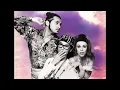 Deee-Lite - Groove Is in the Heart (Remastered Audio) HQ