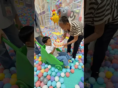 Makasih Kuenya Kakek
