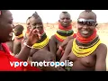 The Turkana are allowed to peek in Kenya - VPRO Metropolis 2012
