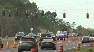 Deadly crash blocks lanes of US 301 at CR 218