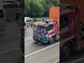 Download Lagu truk trailer hino dengan suara klakson kapal melintas d jalan tol darmo satelit