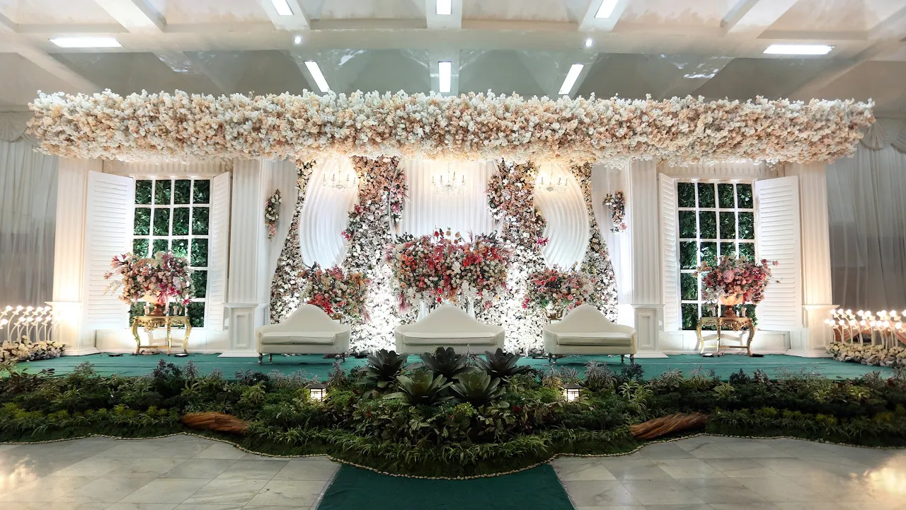 
          
          
          
            
            TUTORIAL PEMASANGAN DEKORASI FULL STYROFOAM | DEKORASI LAMPUNG | WEDDING RENDI & IDA
          
        . 