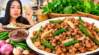 ဝက်သားငပိကြော် 🌶️ ထမင်းပူပူနဲ့ အရမ်းလိုက် | Stir-Fried Pork with Shrimp Paste