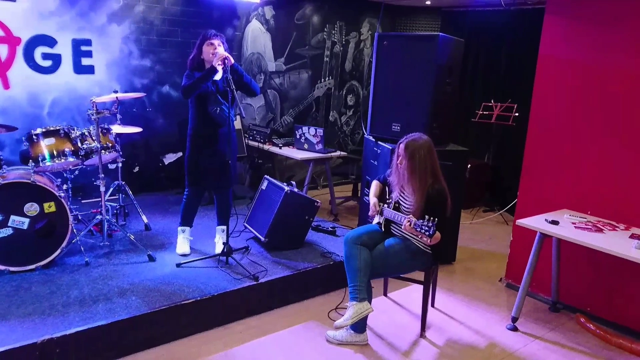 Taylor Swift, Wildest Dreams, Guitar, Cover, Mila Ninova, Bulgaria