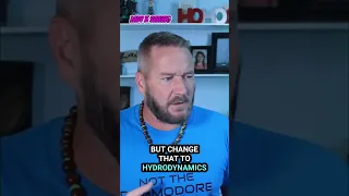 How Does a Hydrodynamic 🌊 Keel⛵️Boost Boat Performance? 💨 #sailboat #ytshorts #keel #ladyksailing