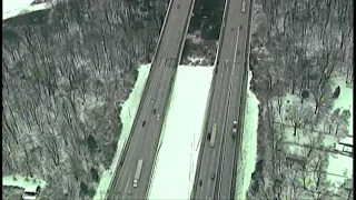Vehicle goes off embankment of Valley View bridge in Independence