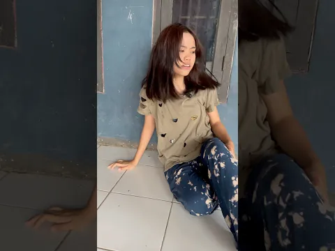 Ya allah itu kan uang buat beli buku aku