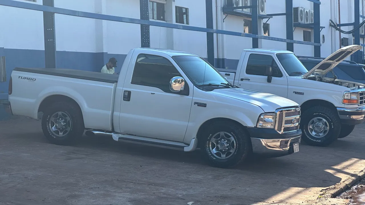 F250 MWM 6CL REBAIXADA MUITO AJEITADA