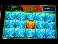 FULL SCREEN DIAMONDS JACKPOT