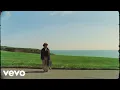 Download Lagu Greentea Peng - Stuck In The Middle (Official Video)