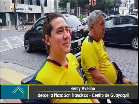 Henry Avelino desde la plaza San Francisco Centro de Guayaquil