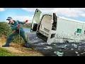Download Lagu Encontré un auto lleno de dinero mientras pescaba con imán.