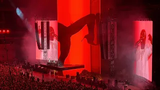 DAVID GUETTA AKON - Sexy B tch Live Ultimate Monolith Stade de France n 1