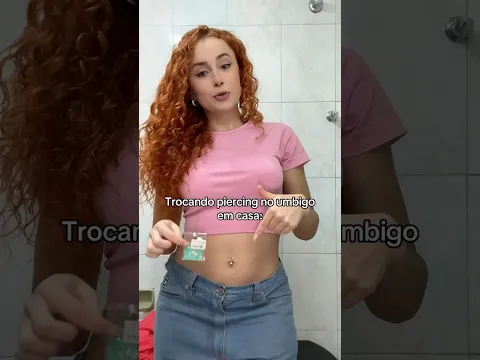 Trocando p1erc1n no umbigo em casa