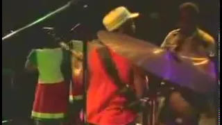 lucky dube war and crime live