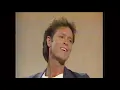 Lagu CLIFF RICHARD SHE'S SO BEAUTIFUL WOGAN 1985