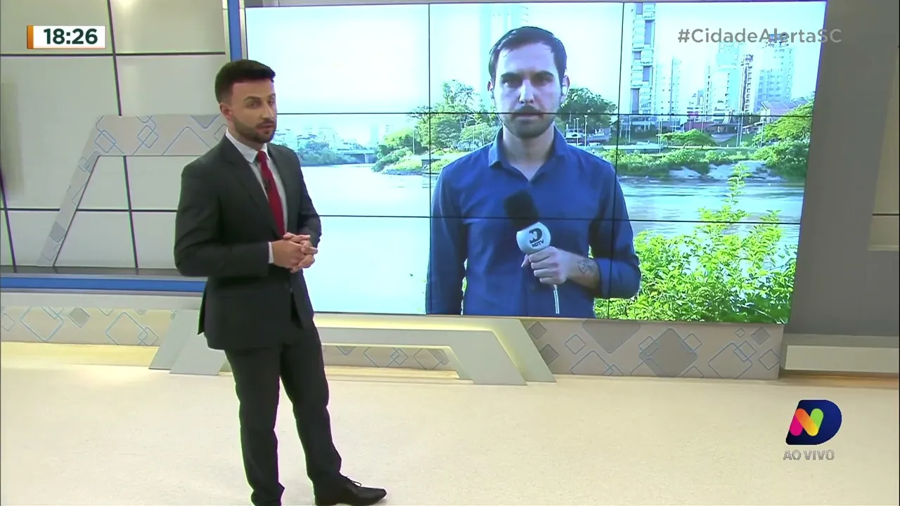 Morador de Imbuia tem carro roubado e incendiado