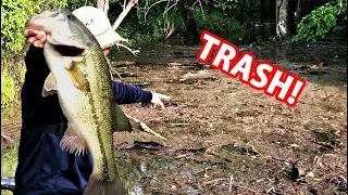 Fishing FLOODED TRASH For BIG BASS! Nasty Debris!