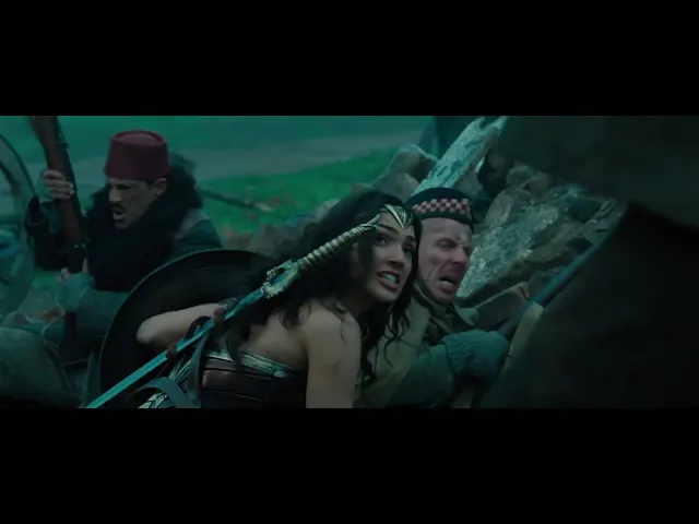 Wonder Woman | Clip 'Vado avanti io'