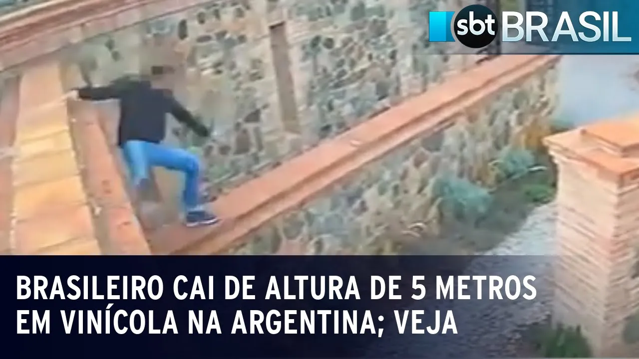 Brasileiro cai de altura de 5 metros em vinícola na Argentina; veja | SBT Brasil (28/08/23)
