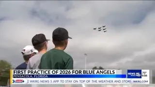 Blue Angels fans get creative to watch first practice of 2026 season