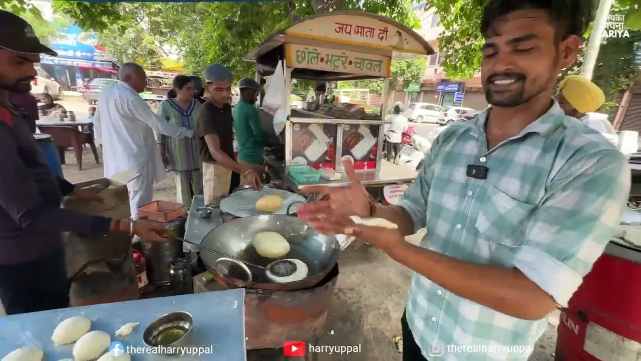 50/- Rs Desi Jatt Indian Food Nashta   Radhe Shyam   Paneer wale Chole Bhature, Lachhe Parathe