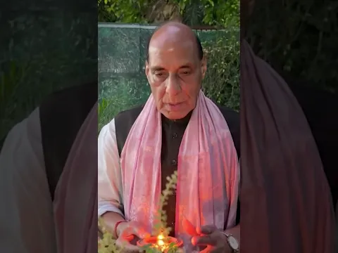 Shri Rajnath Singh Lights #AshirwadKaDiya for #PMModi | #BJP