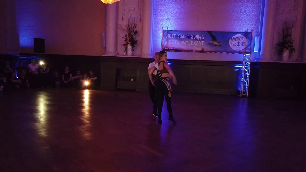 Benji Schwimmer & Nicole Clonch - 3 Minutes