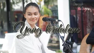 Download YANG TERDALAM PETERPAN( COVER DYAH NOVIA)video liric akustic MP3