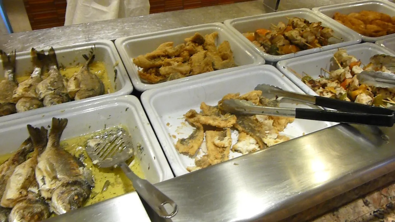 COSTA FAVOLOSA - BUFFET RESTAURANT