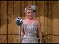 Singin' in the rain (1952) - The Last singing scene