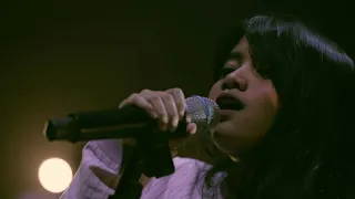 Download Hanin Dhiya - Pupus (Original Song by Dewa 19) - Special Performance at Breakout Showcase MP3